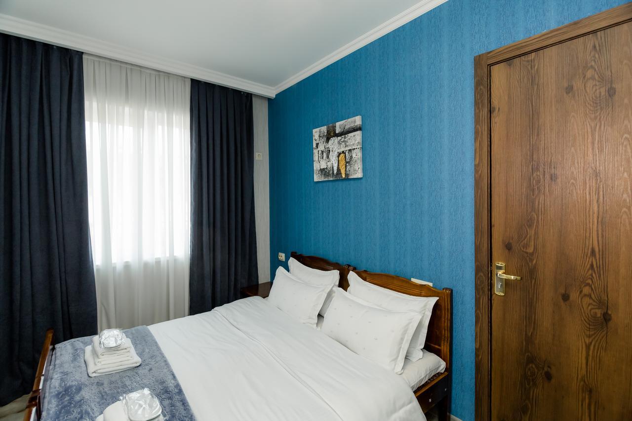 Big Family Guest House Tbilisi Exterior photo