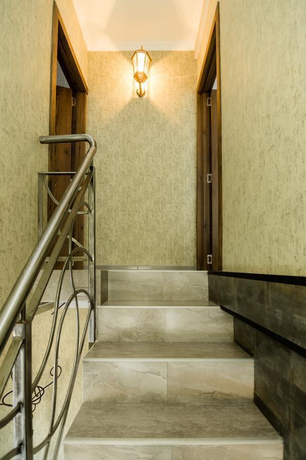 Big Family Guest House Tbilisi Exterior photo