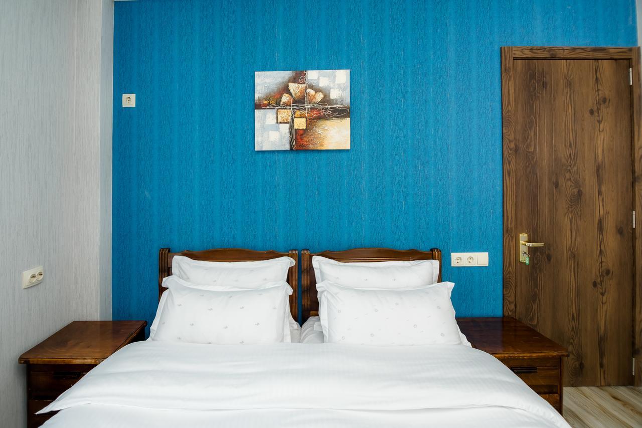 Big Family Guest House Tbilisi Exterior photo